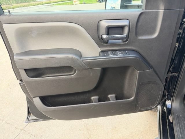 Used 2018 Chevrolet Silverado 3500 W/T AWD/4WD image 17