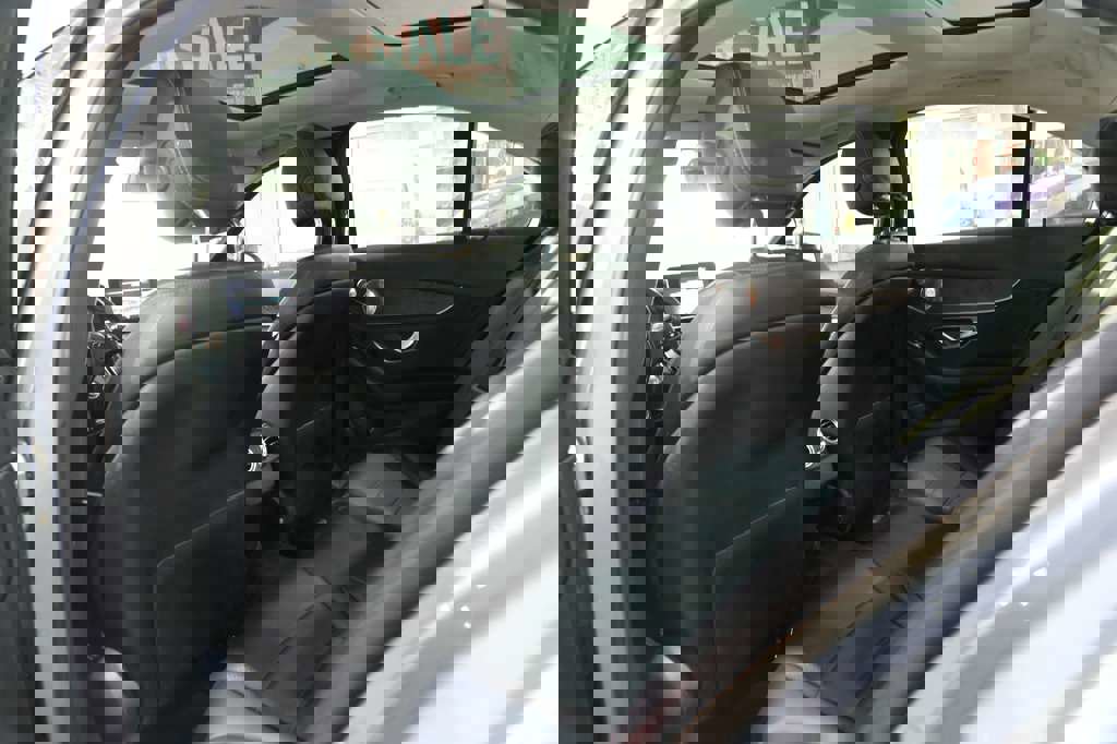 Used 2015 Mercedes-Benz C 300 4MATIC Sedan image 21