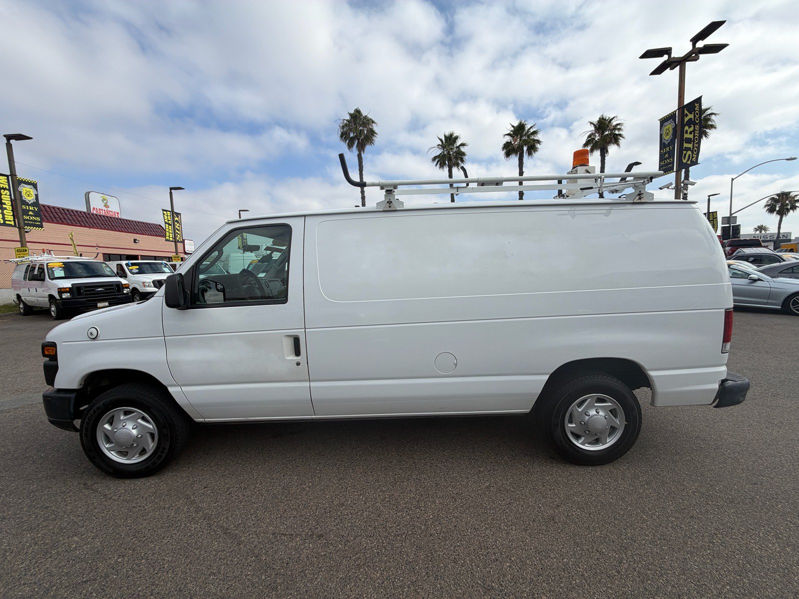 Used 2013 Ford E-150 and Econoline 150 w/ PWR Group RWD image 6