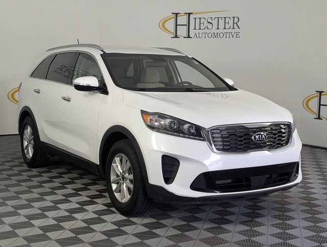 Used 2020 Kia Sorento LX w/ LX I4 Convenience Package FWD image 2