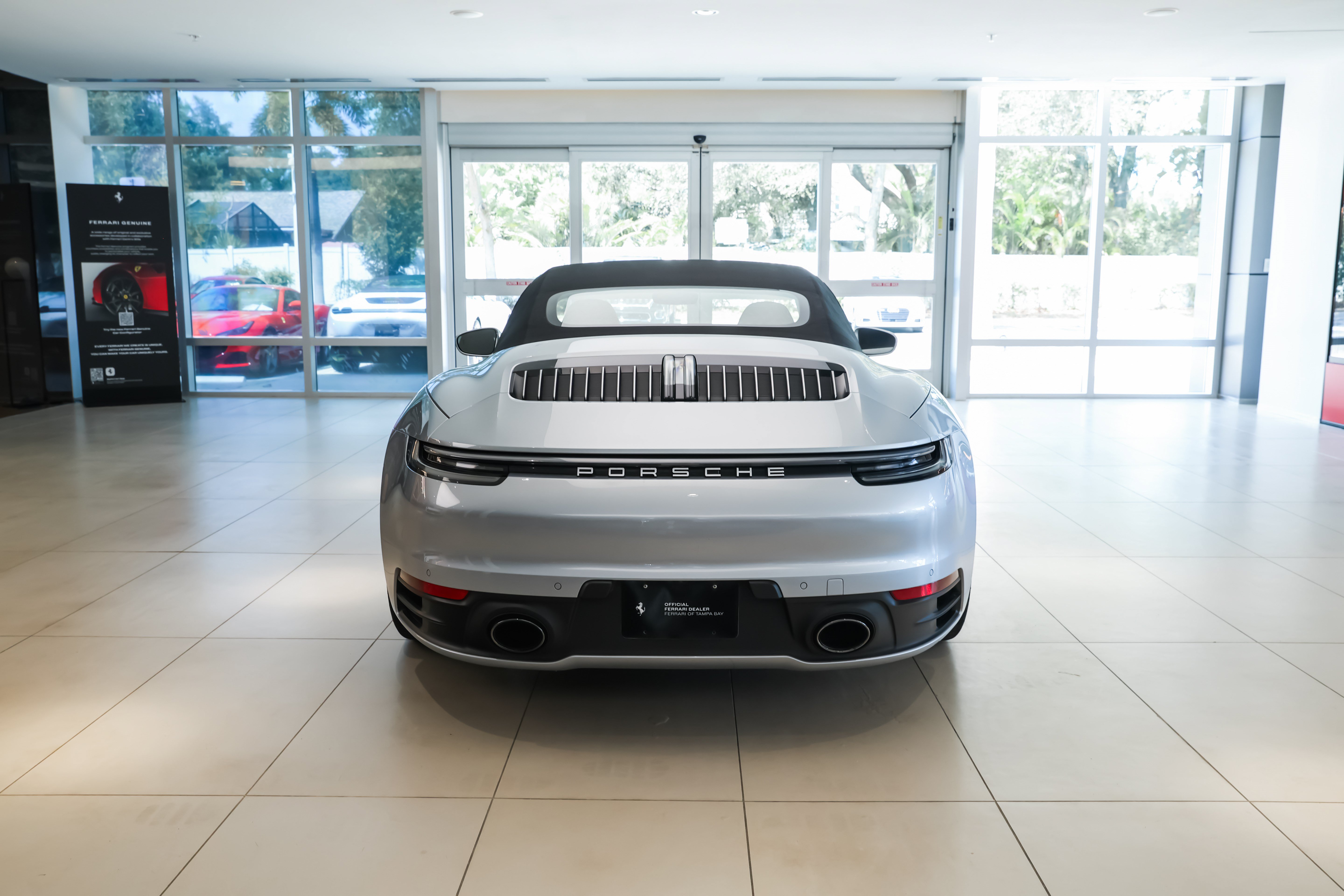 Used 2022 Porsche 911 Carrera 4 AWD/4WD image 19