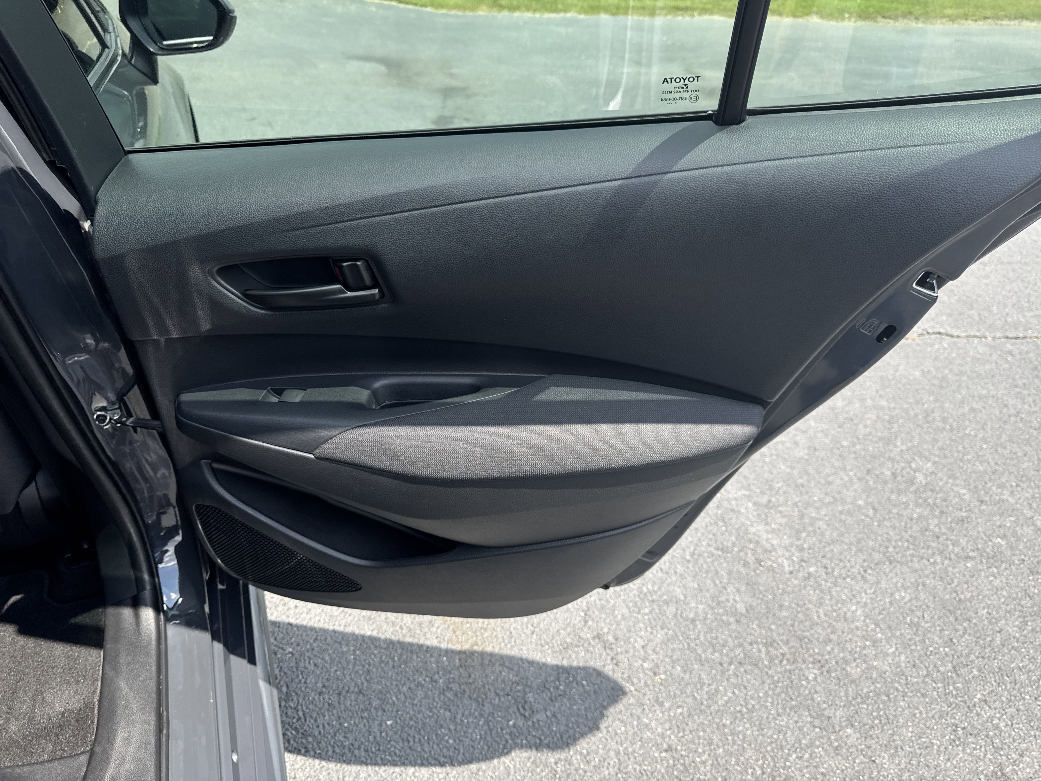 Used 2024 Toyota Corolla LE FWD image 30