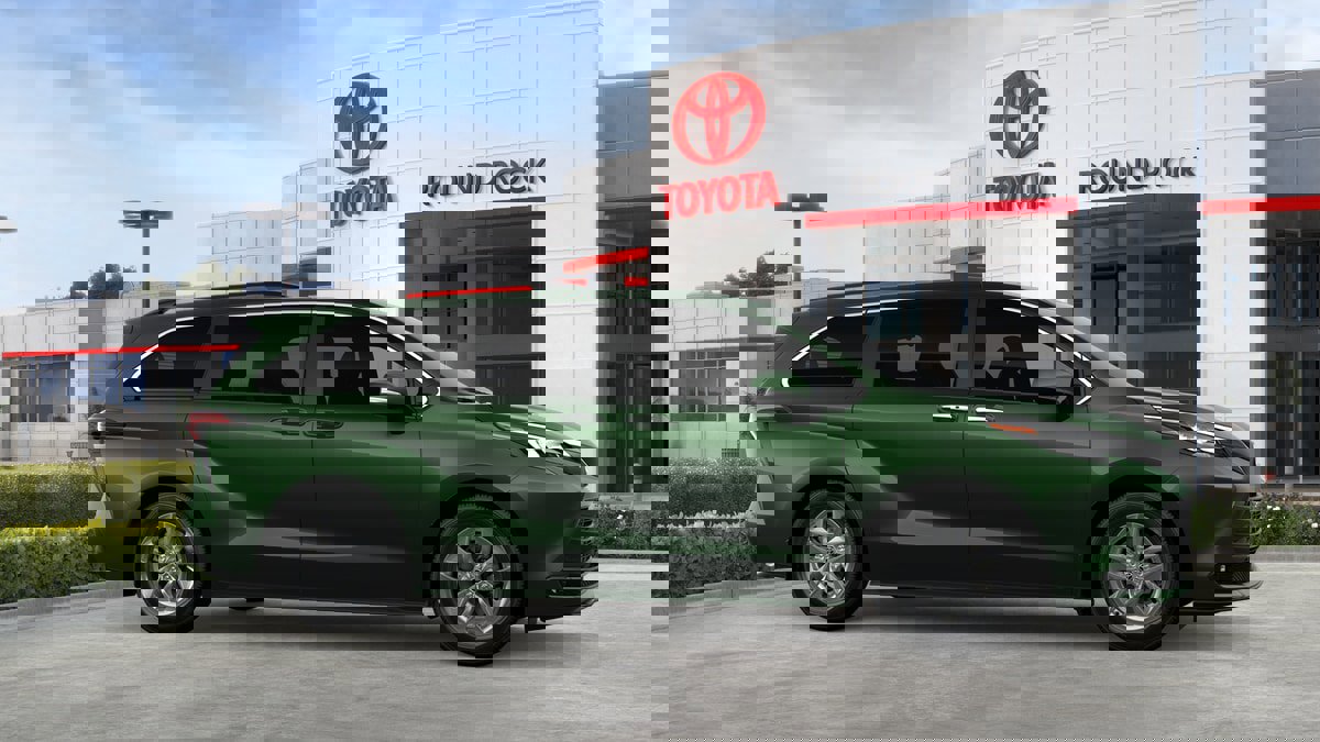 New 2026 Toyota Sienna XLE image 13