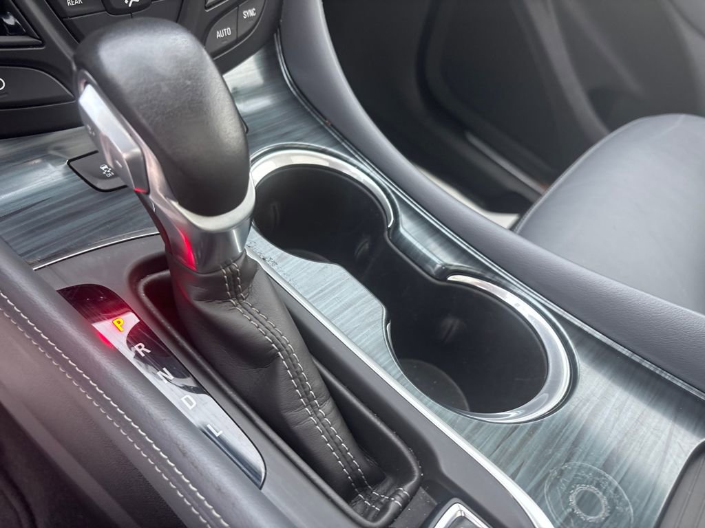 Used 2020 Buick Envision Essence w/ Experience Buick Package image 31