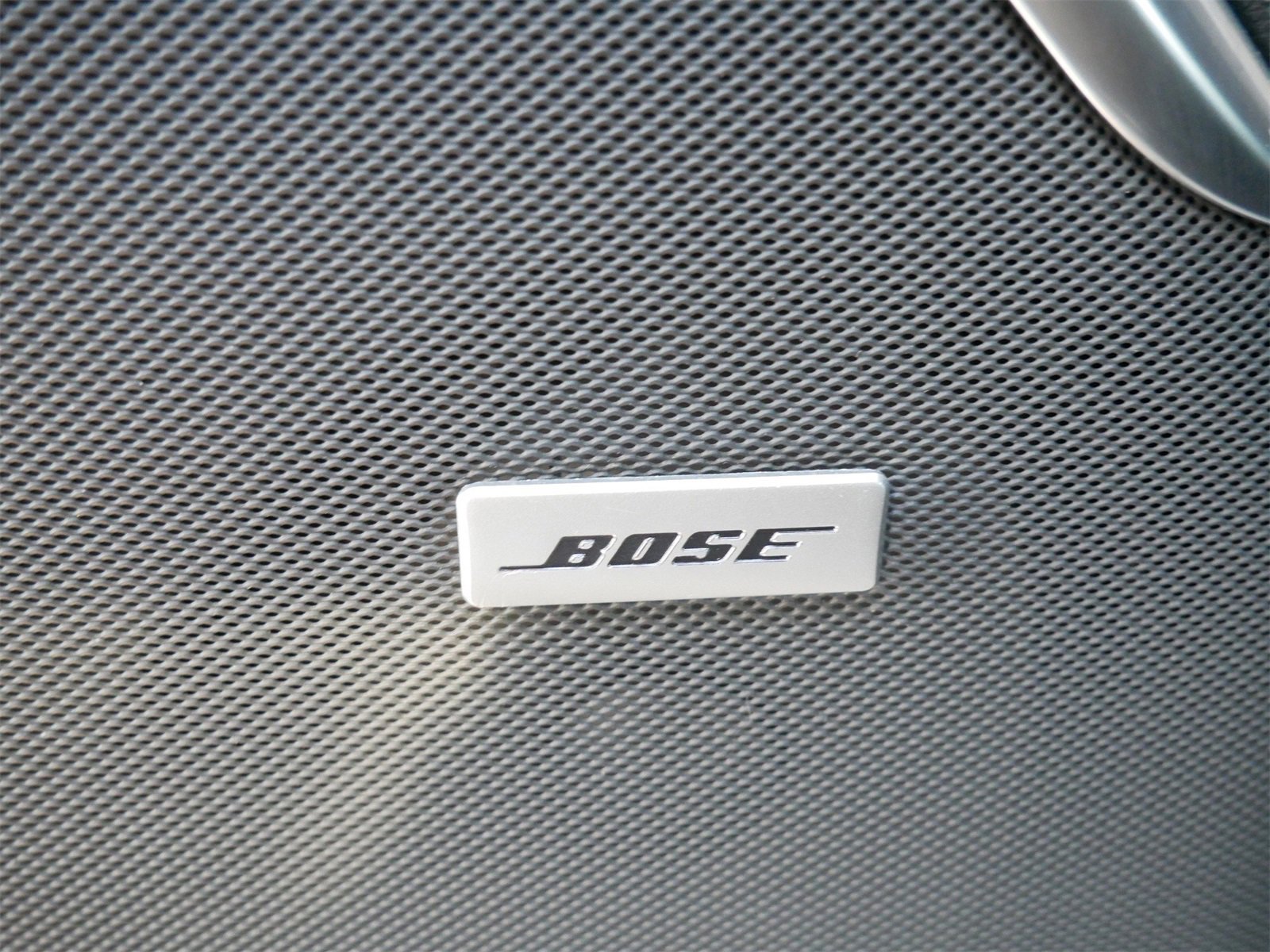 Used 2021 GMC Yukon Denali w/ Denali Premium Package image 16