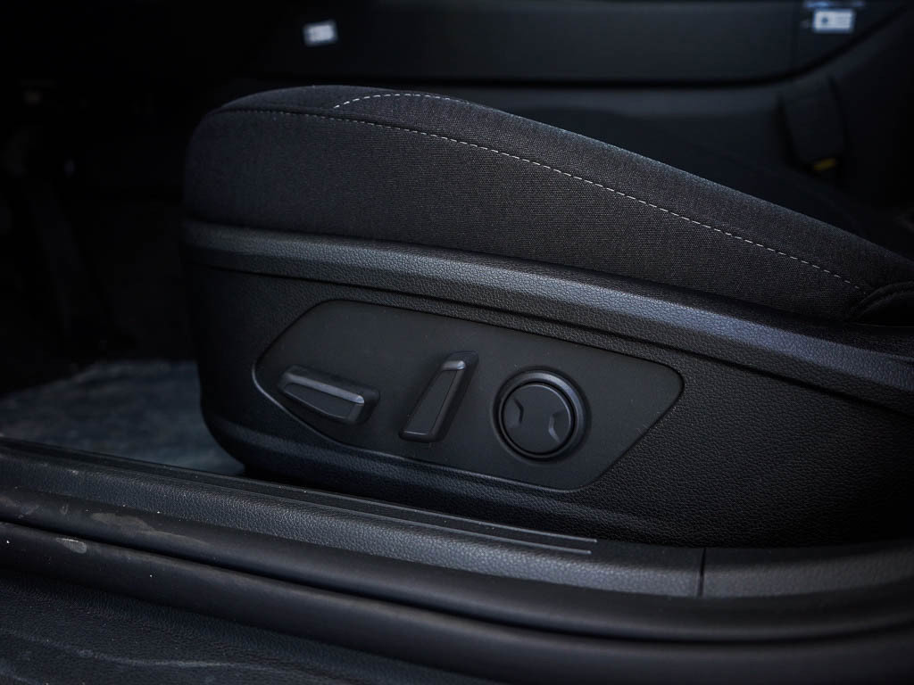 New 2026 Hyundai Sonata SEL AWD/4WD image 18
