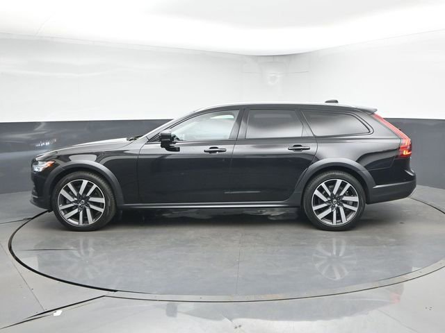 Used 2021 Volvo V90 T6 Cross Country w/ Advanced Package image 6