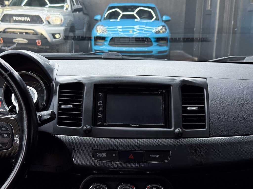 Used 2010 Mitsubishi Lancer Evolution SE image 21