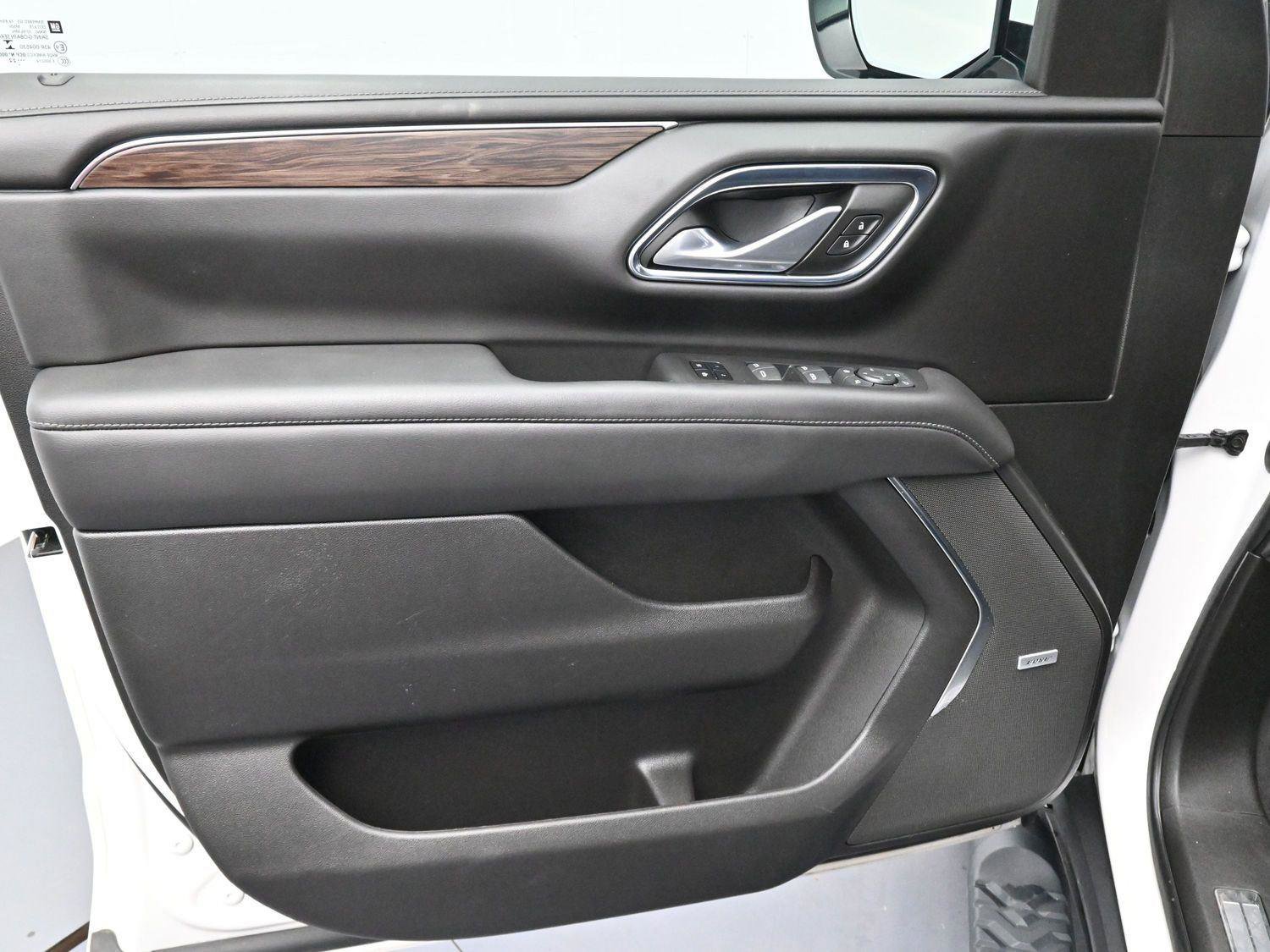 Used 2022 Chevrolet Tahoe Z71 w/ Z71 Off-Road Package image 13