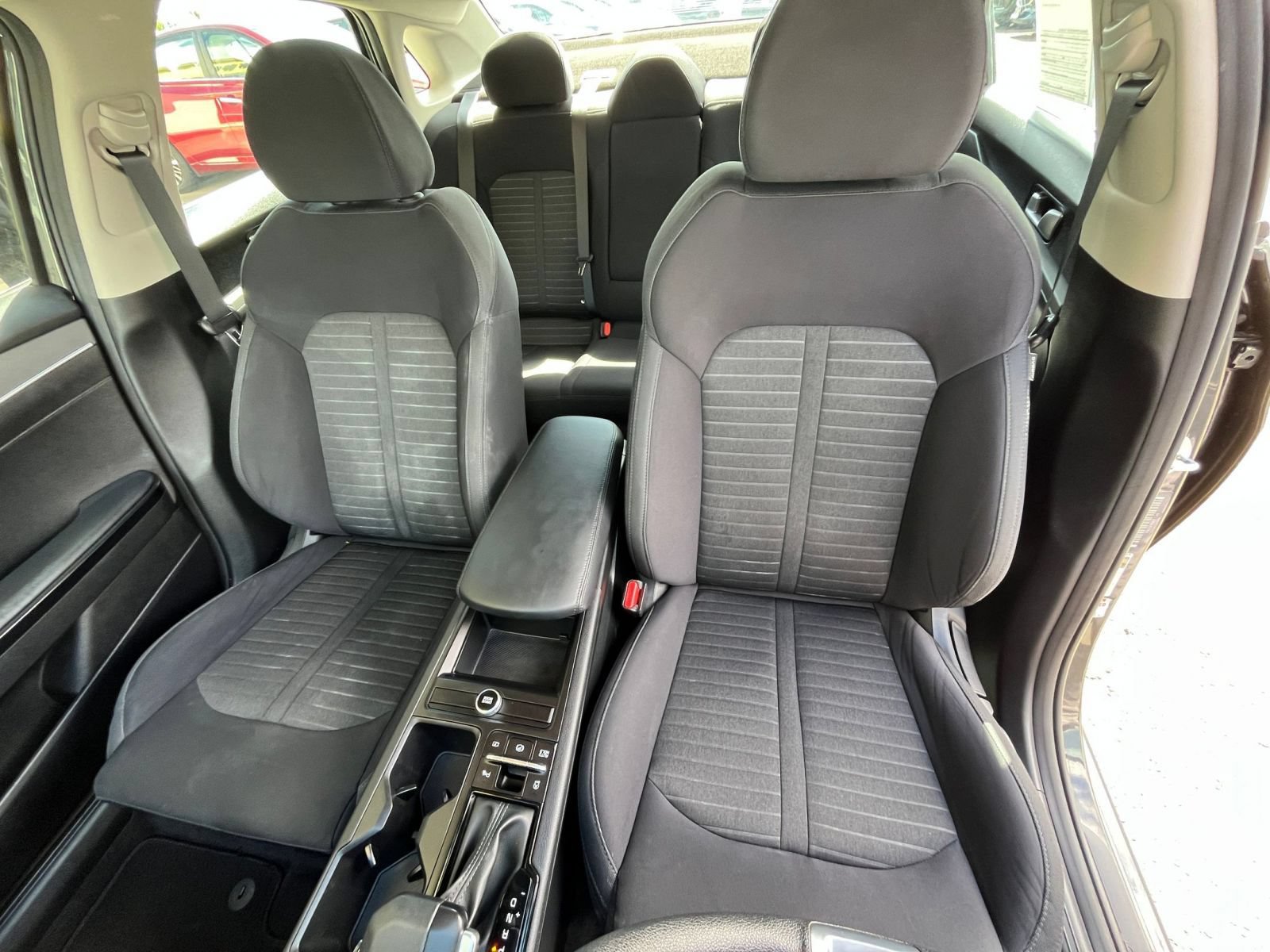 Used 2025 Kia K5 LXS FWD image 36