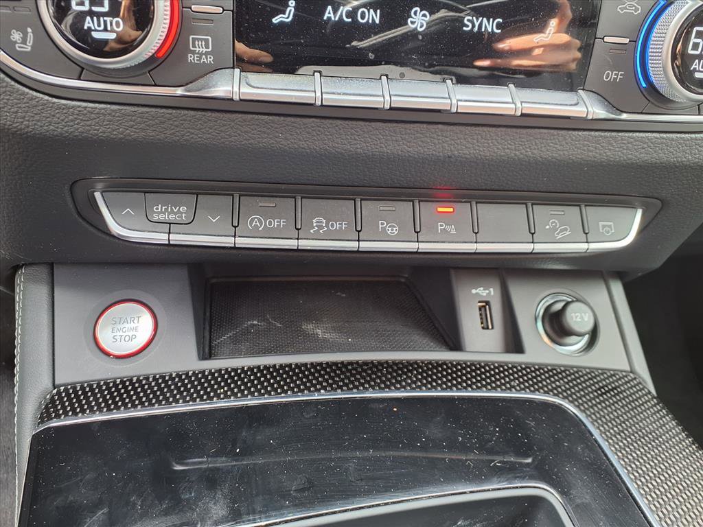 Used 2023 Audi SQ5 Prestige w/ Prestige Package image 19