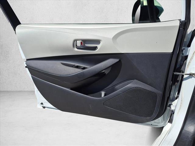 Certified 2022 Toyota Corolla LE FWD image 12