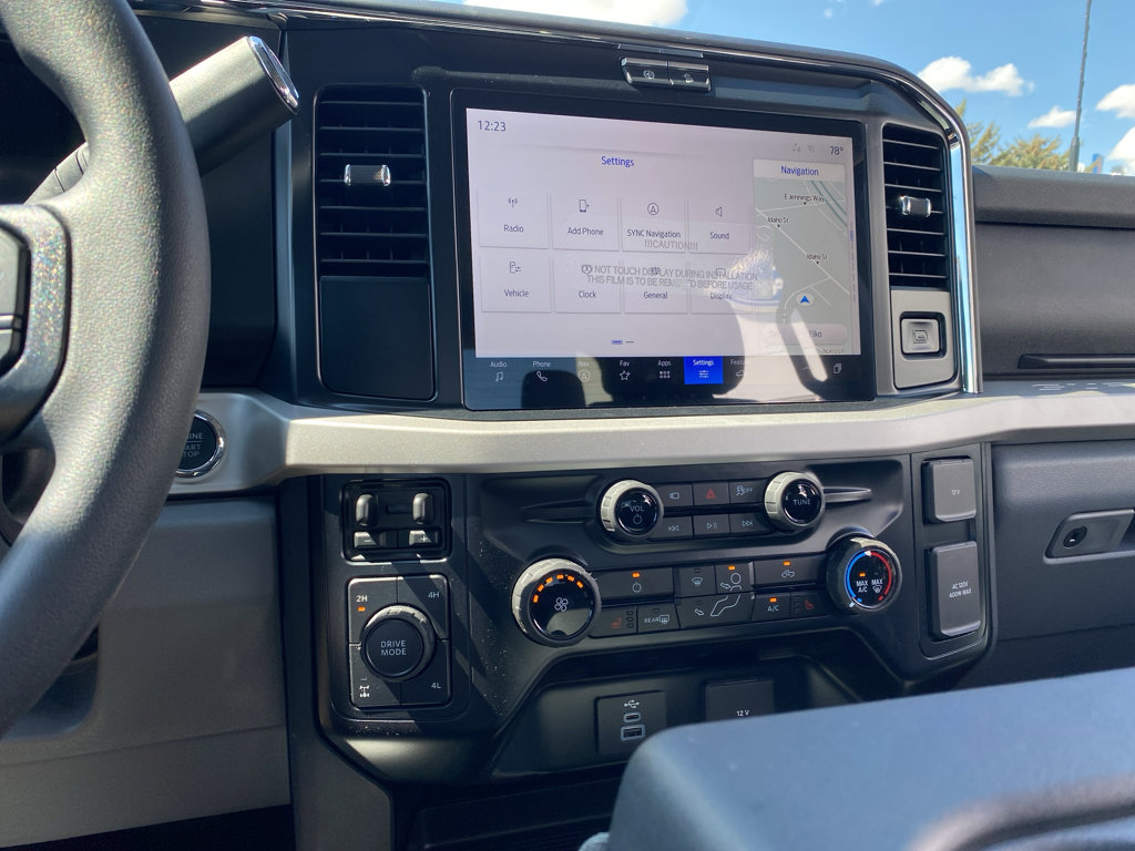 New 2026 Ford F350 4x4 Crew Cab Super Duty image 9