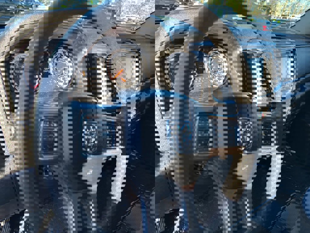 Used 2021 RAM 1500 Classic SLT image 13