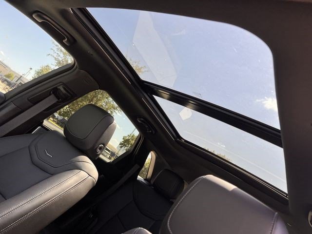 New 2026 Cadillac XT5 Premium Luxury w/ LPO, Floor Liner Package FWD image 21