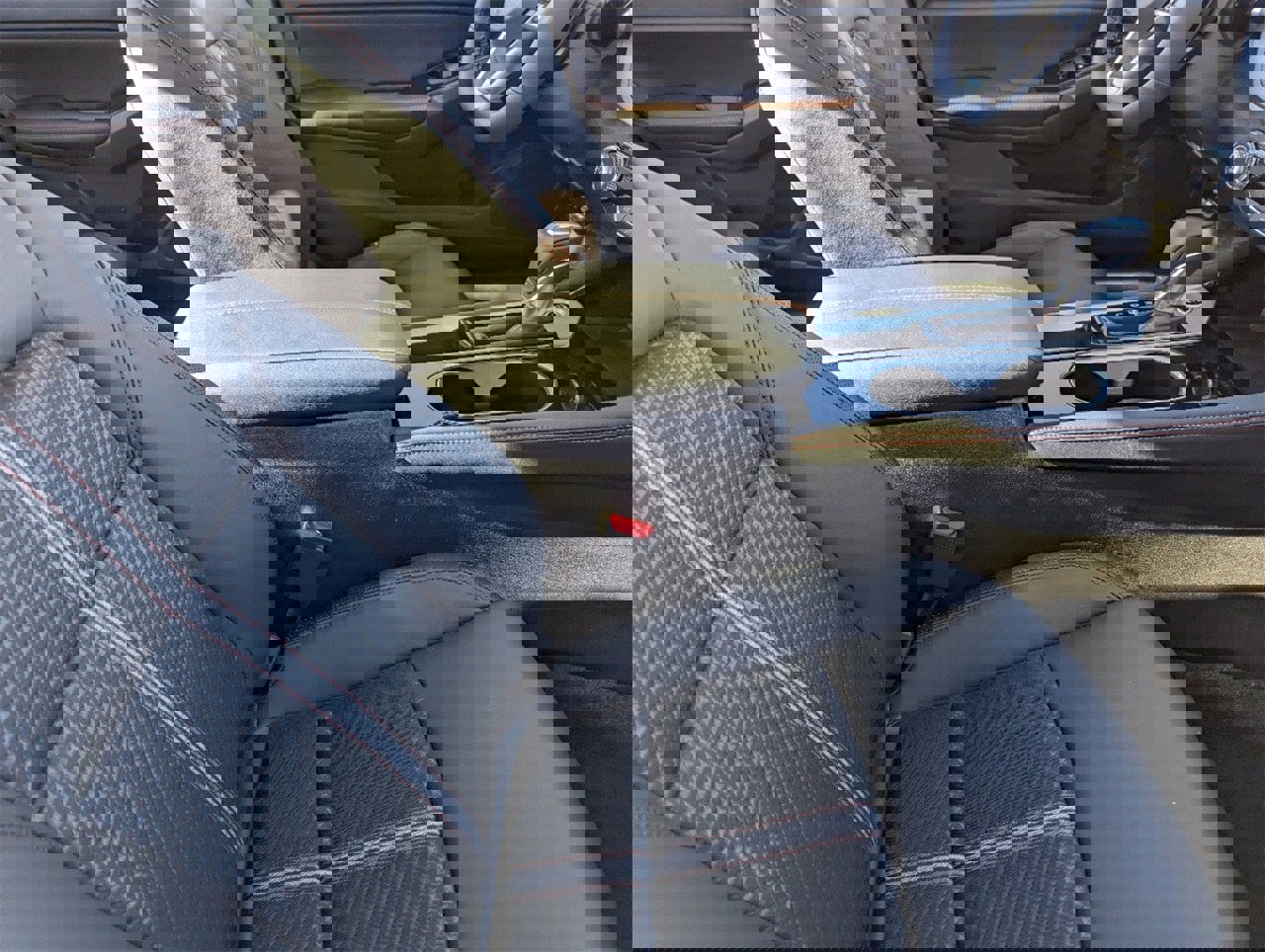 New 2025 Nissan Altima 2.5 SR image 28