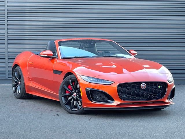 Used 2022 Jaguar F-TYPE R image 9