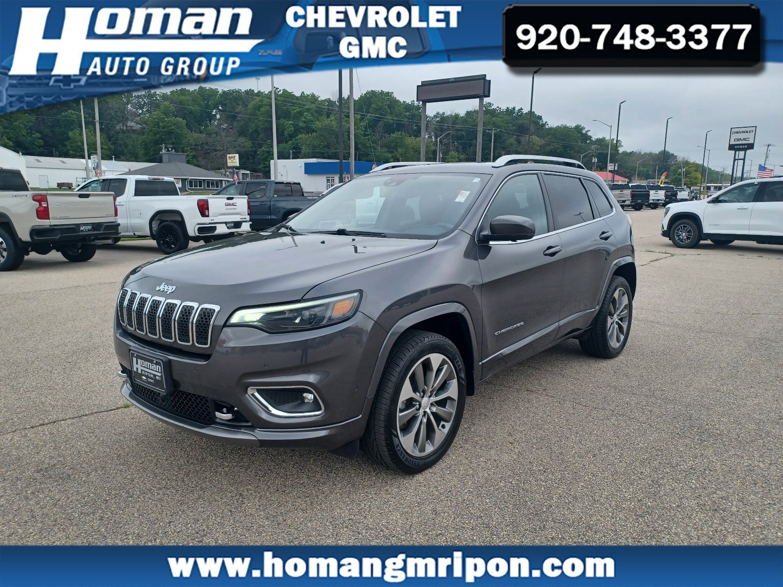 Used 2019 Jeep Cherokee Overland w/ Technology Group AWD/4WD image 1