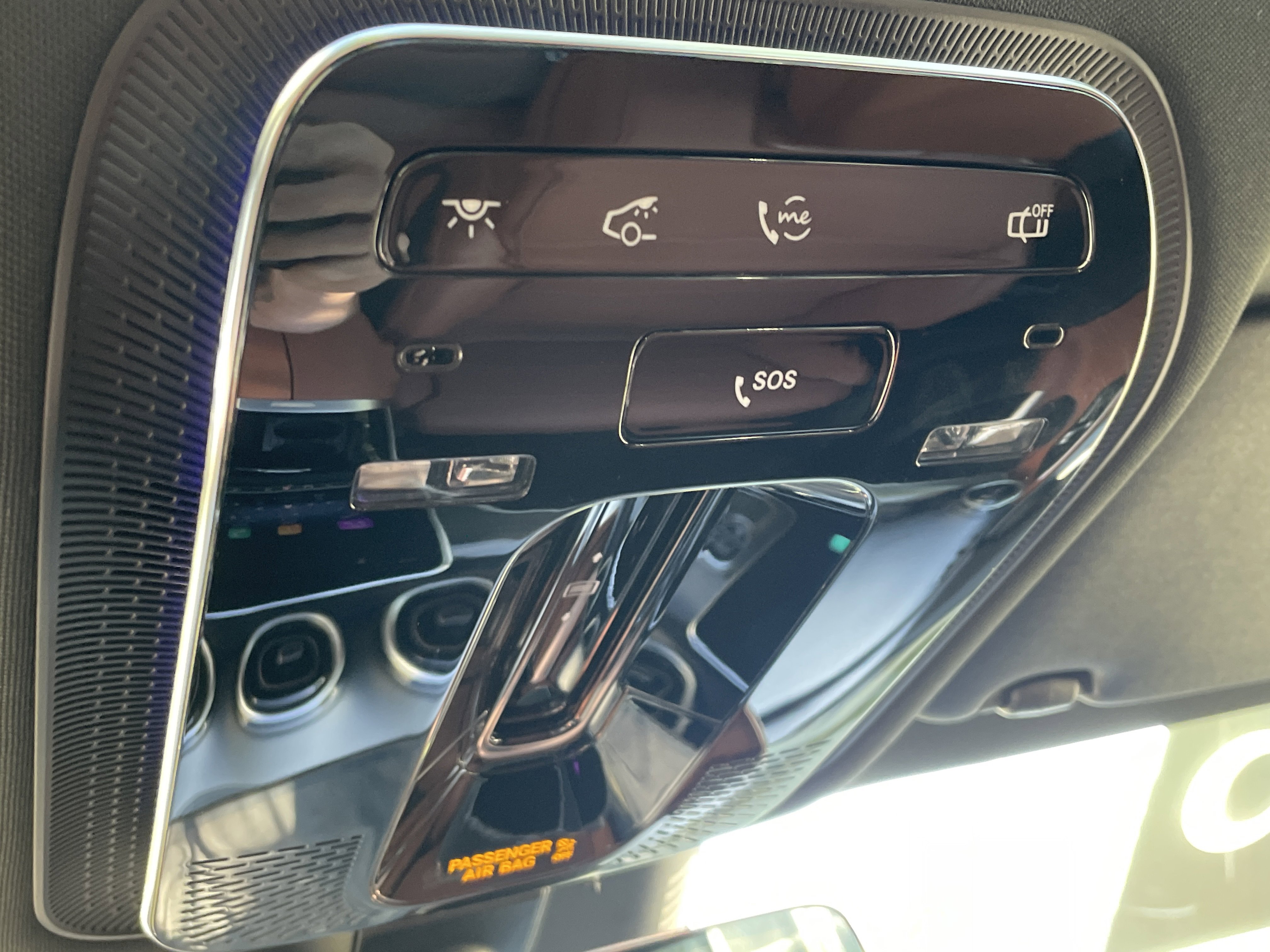Used 2025 Mercedes-Benz C 300 Sedan image 37