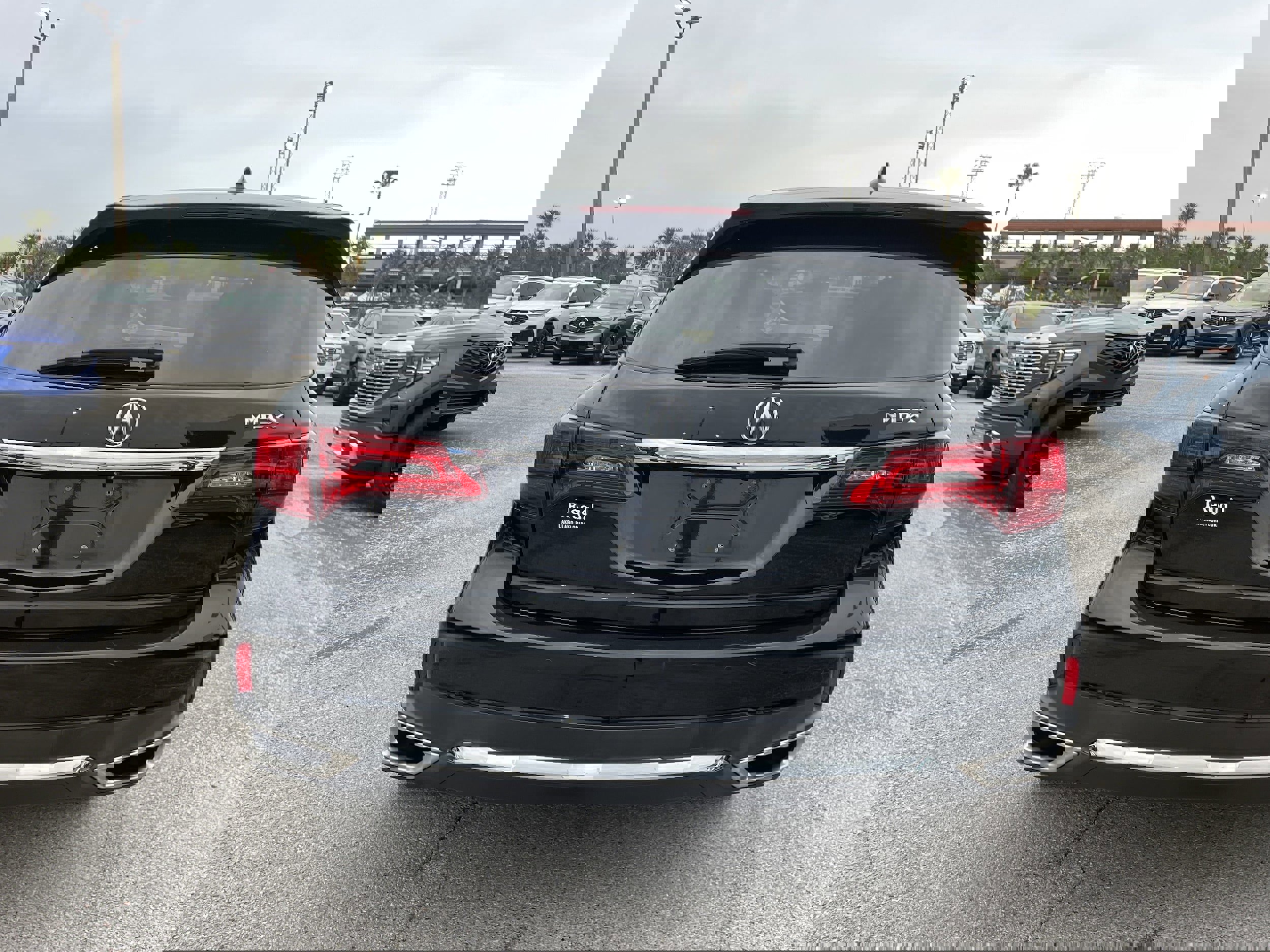 Used 2020 Acura MDX FWD w/ Technology Package image 4