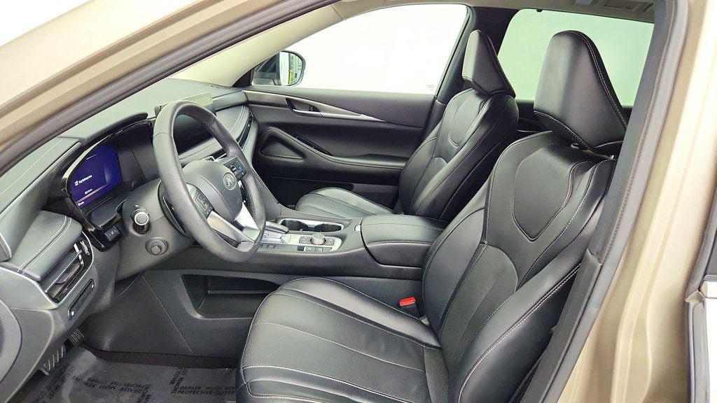 Used 2023 INFINITI QX60 Luxe AWD/4WD image 21