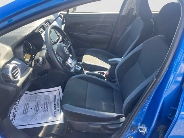 Used 2024 Nissan Versa SV FWD image 9