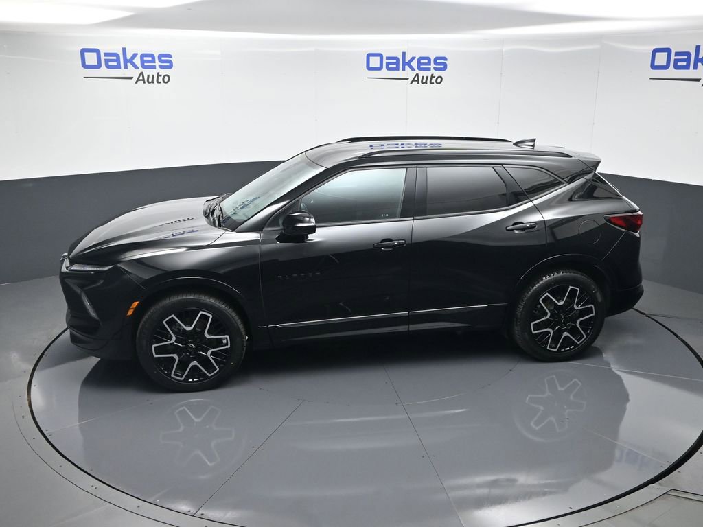 Used 2023 Chevrolet Blazer RS w/ Enhanced Convenience Package image 49