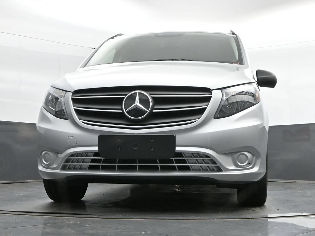Used 2023 Mercedes-Benz Metris Passenger image 46