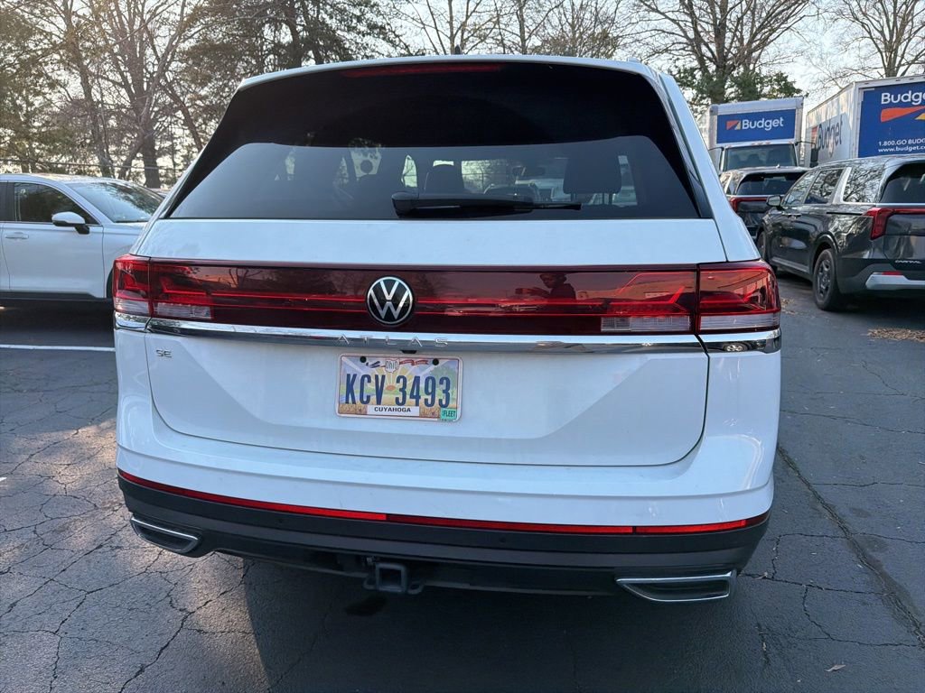 Used 2025 Volkswagen Atlas SE image 6