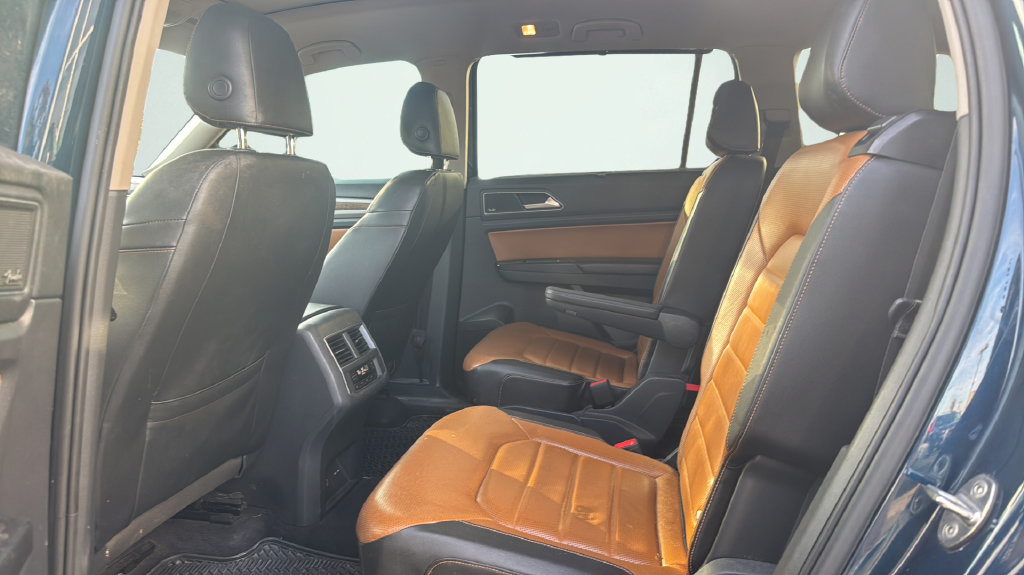 Used 2018 Volkswagen Atlas SEL Premium AWD/4WD image 13