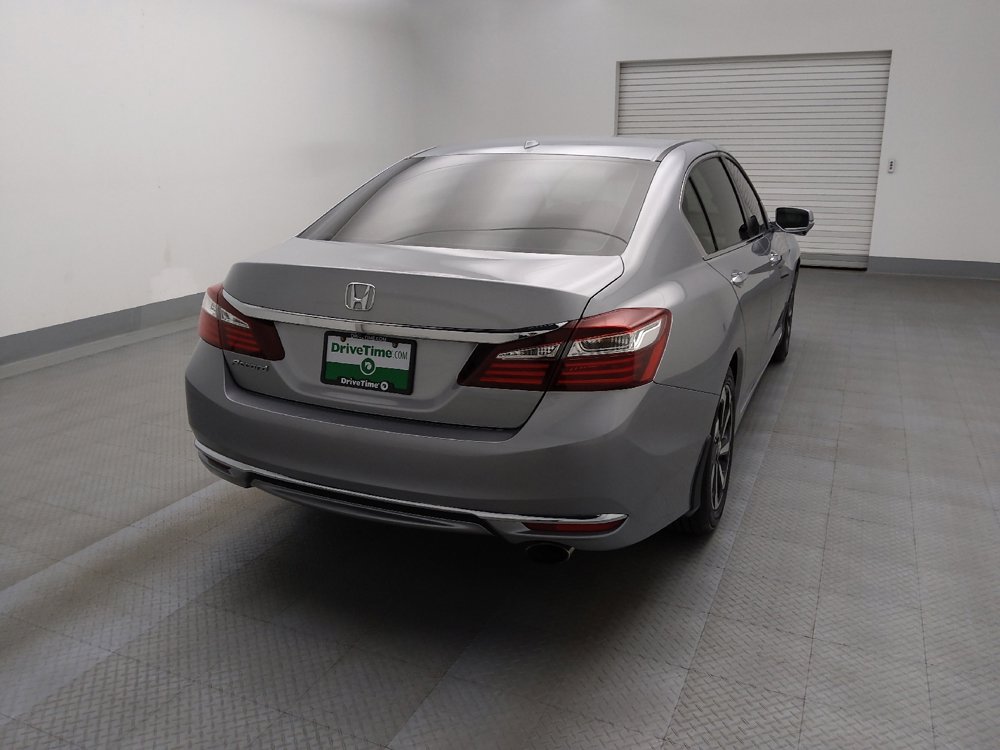 Used 2017 Honda Accord EX-L image 7