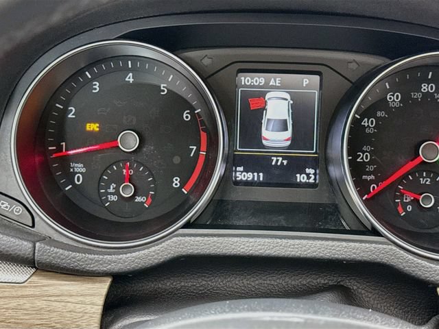 Used 2018 Volkswagen Passat 2.0T SEL Premium FWD image 12