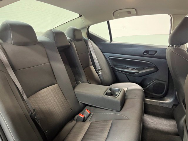 Used 2024 Nissan Altima 2.5 SV FWD image 13