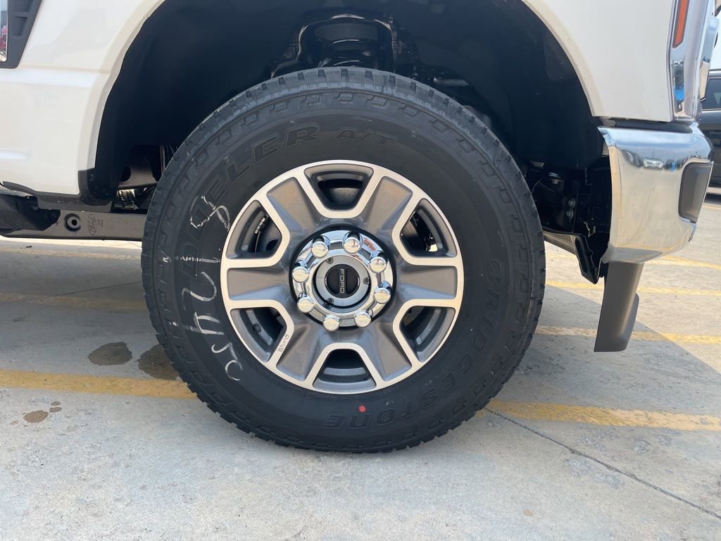 New 2025 Ford F250 Lariat w/ Lariat Ultimate Package image 29