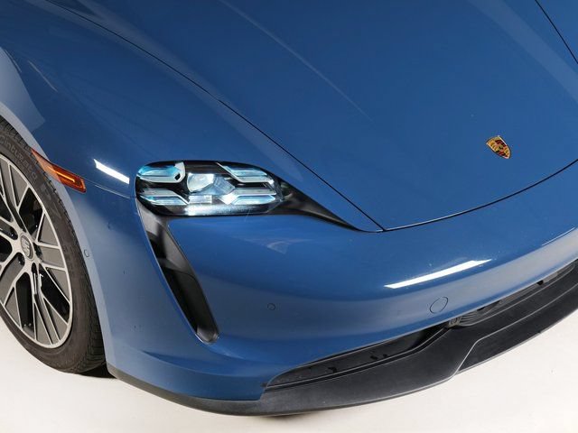Certified 2023 Porsche Taycan 4S AWD/4WD image 32