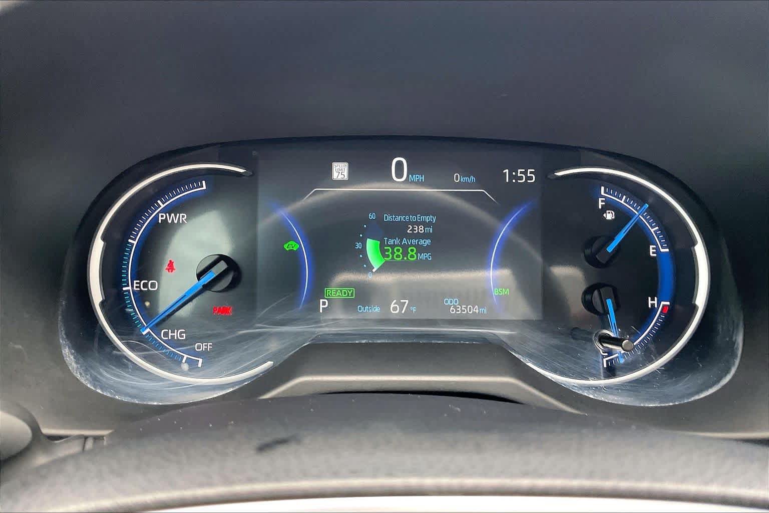 Used 2025 Toyota RAV4 XSE AWD/4WD image 25