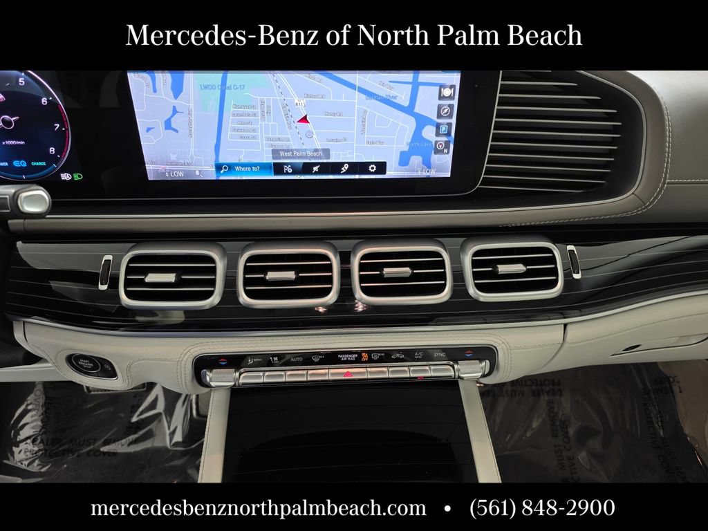 Used 2022 Mercedes-Benz Maybach GLS 600 4MATIC image 25