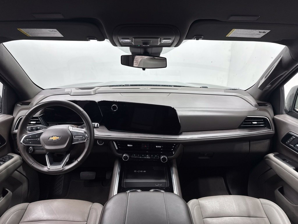 Used 2025 Chevrolet Tahoe LT RWD image 18