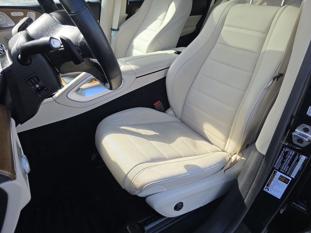 Used 2022 Mercedes-Benz GLS 450 4MATIC image 22