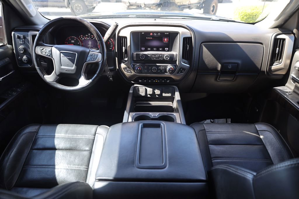Used 2015 GMC Sierra 3500 Denali w/ Duramax Plus Package image 18