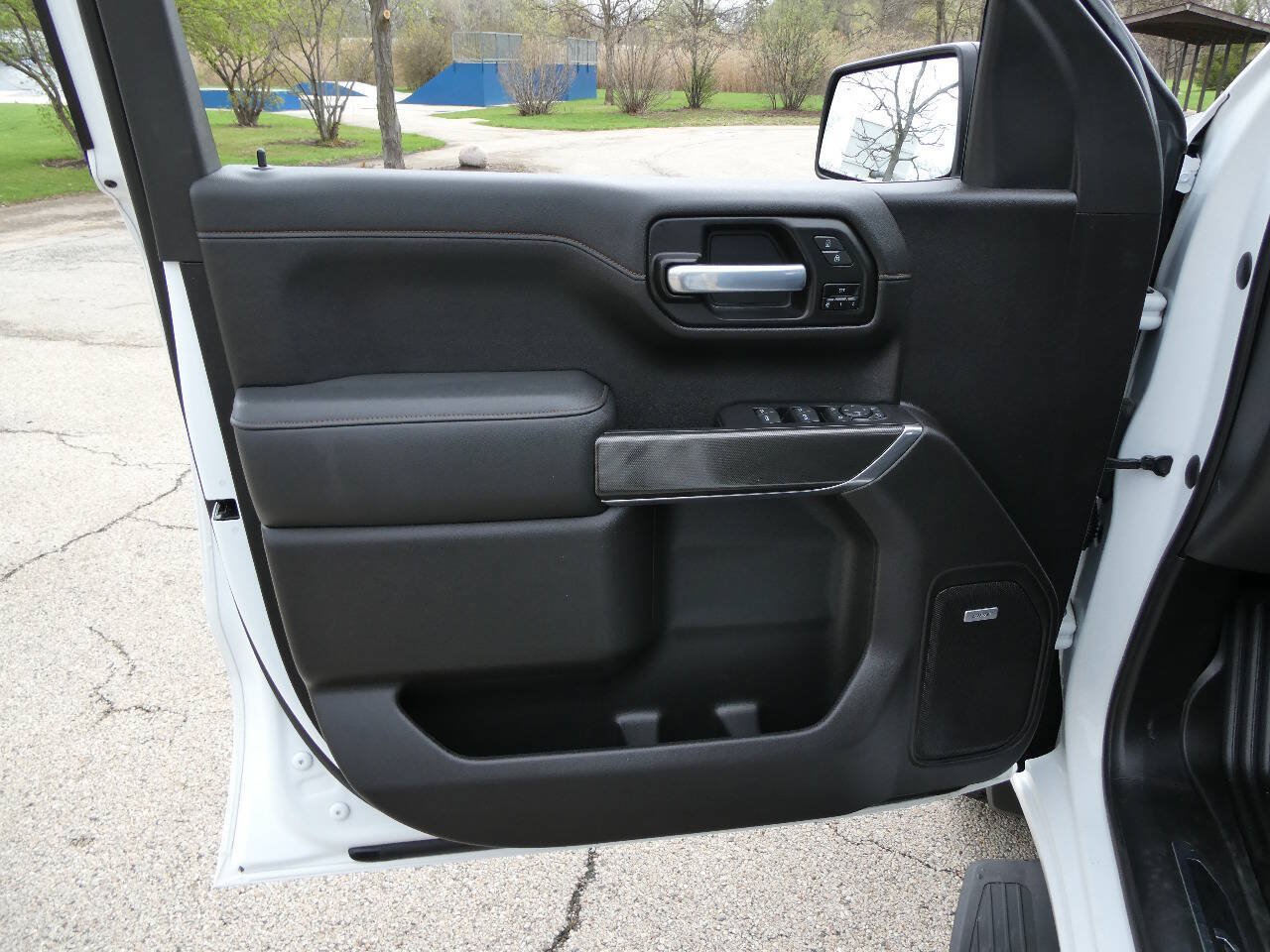 Used 2021 GMC Sierra 1500 AT4 w/ Technology Package AWD/4WD image 29