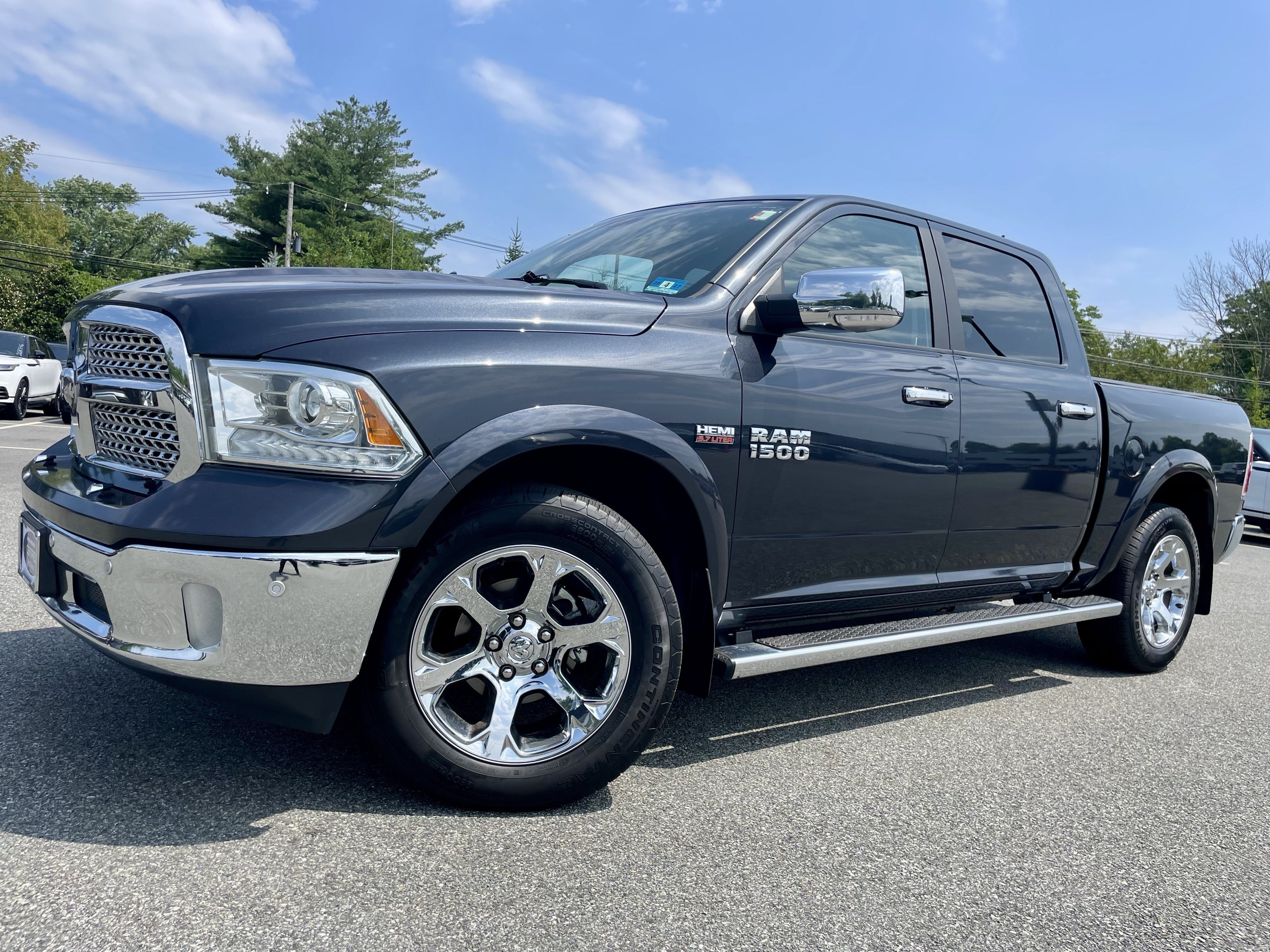 Used 2017 RAM 1500 Laramie w/ Convenience Group AWD/4WD image 35
