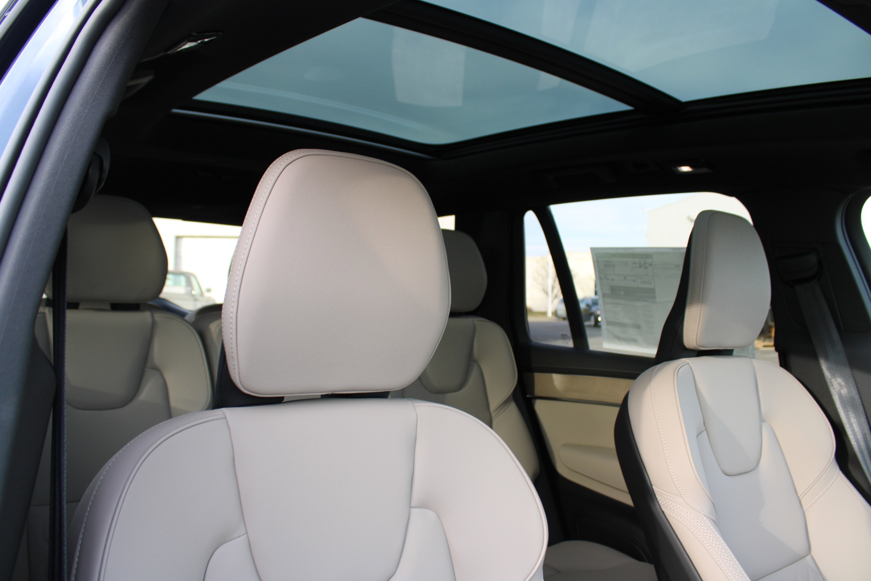 New 2026 Volvo XC90 B5 Core AWD/4WD image 52