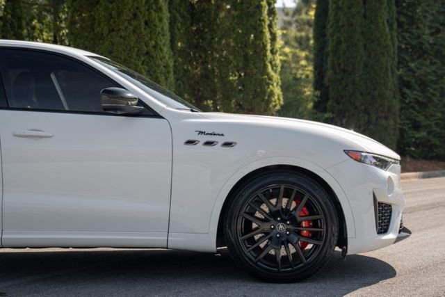 Used 2022 Maserati Levante Modena image 14