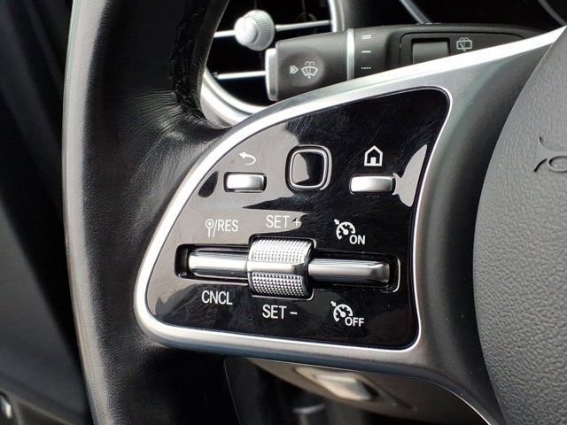 Certified 2022 Mercedes-Benz GLC 300 image 9