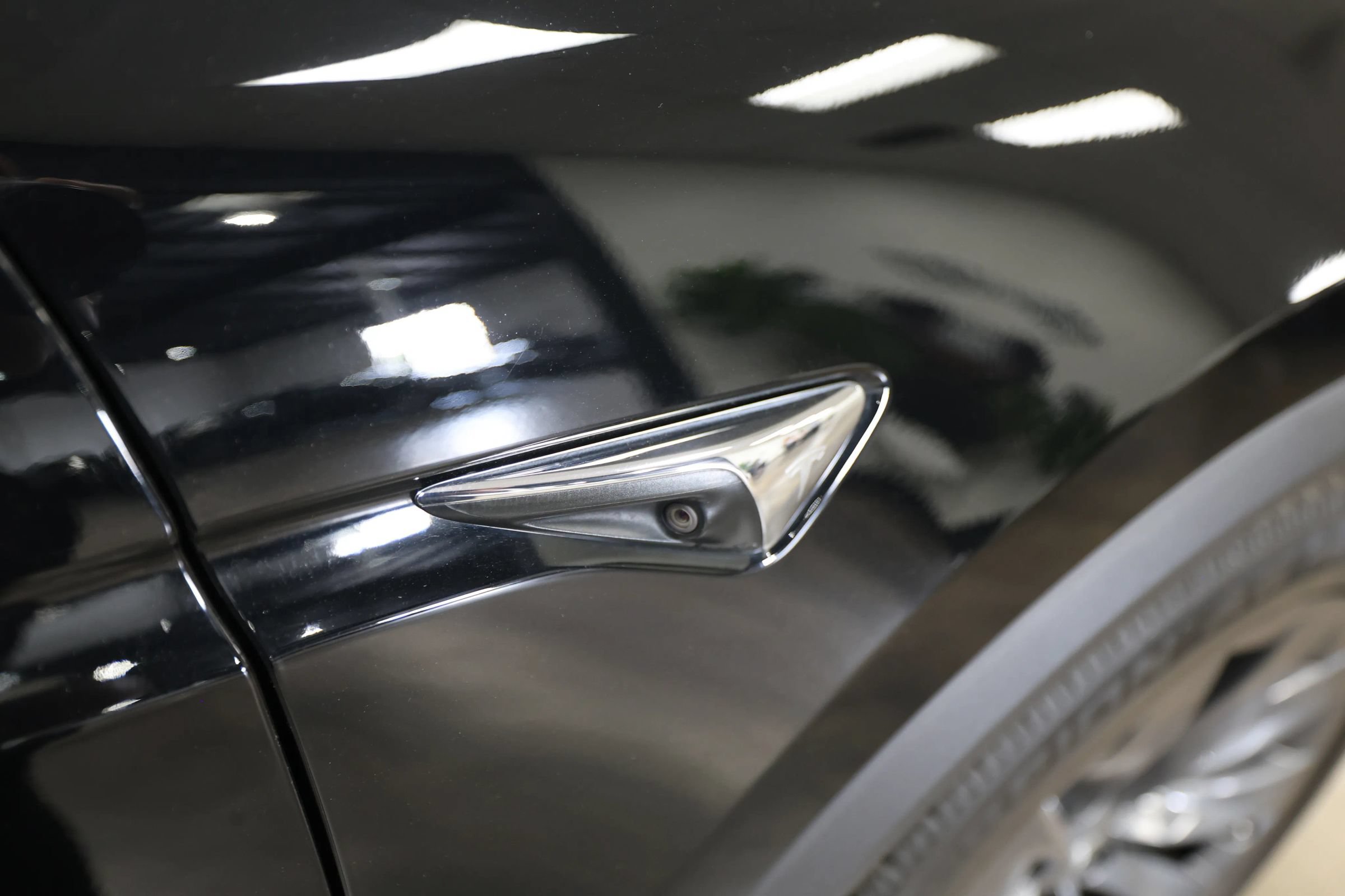 Used 2018 Tesla Model X 100D AWD/4WD image 16