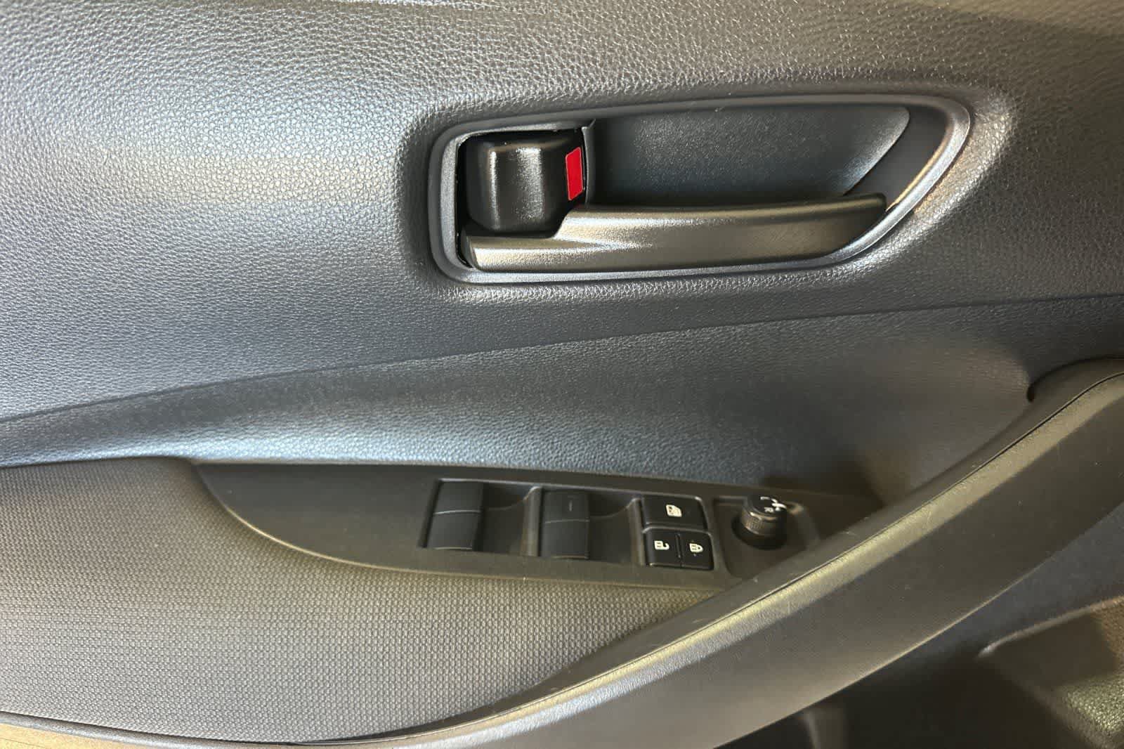 Used 2024 Toyota Corolla LE FWD image 13