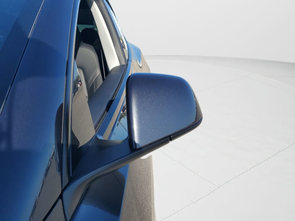 Used 2024 Tesla Model Y Performance image 11