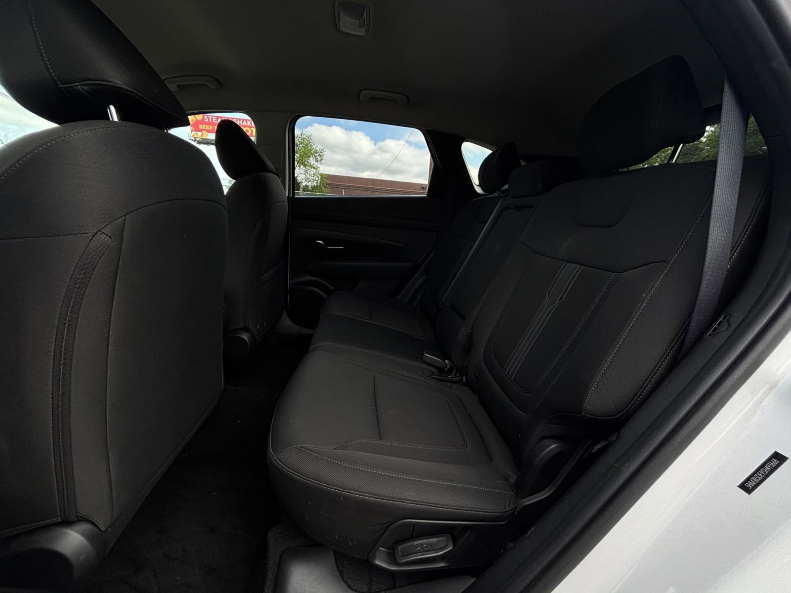 Used 2025 Hyundai Tucson SEL FWD image 29
