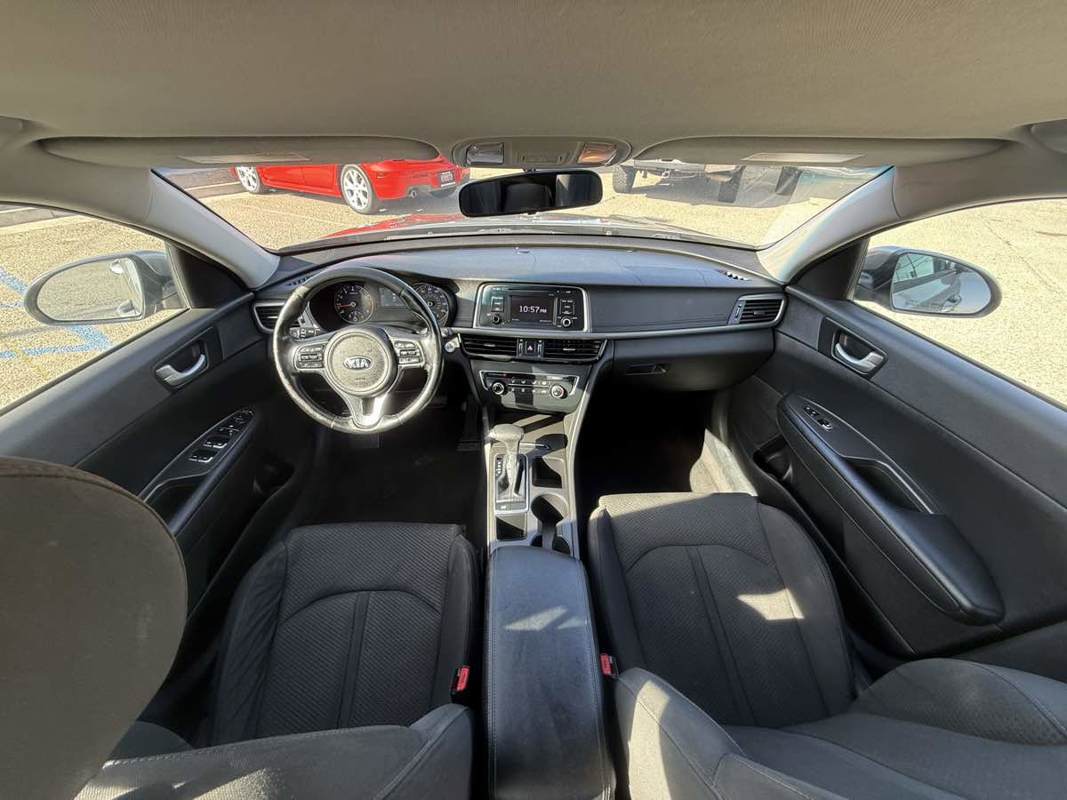 Used 2016 Kia Optima LX image 35